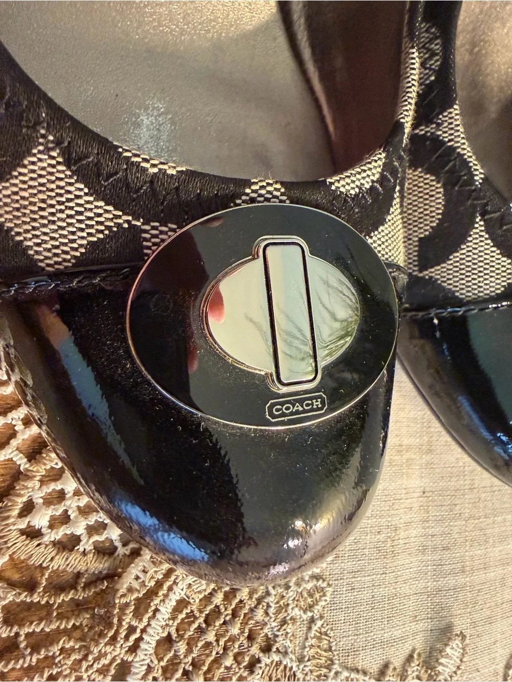 Coach Black and Gray Signature Cap-Toe Heels with Turnlock Accent NWOB 8B